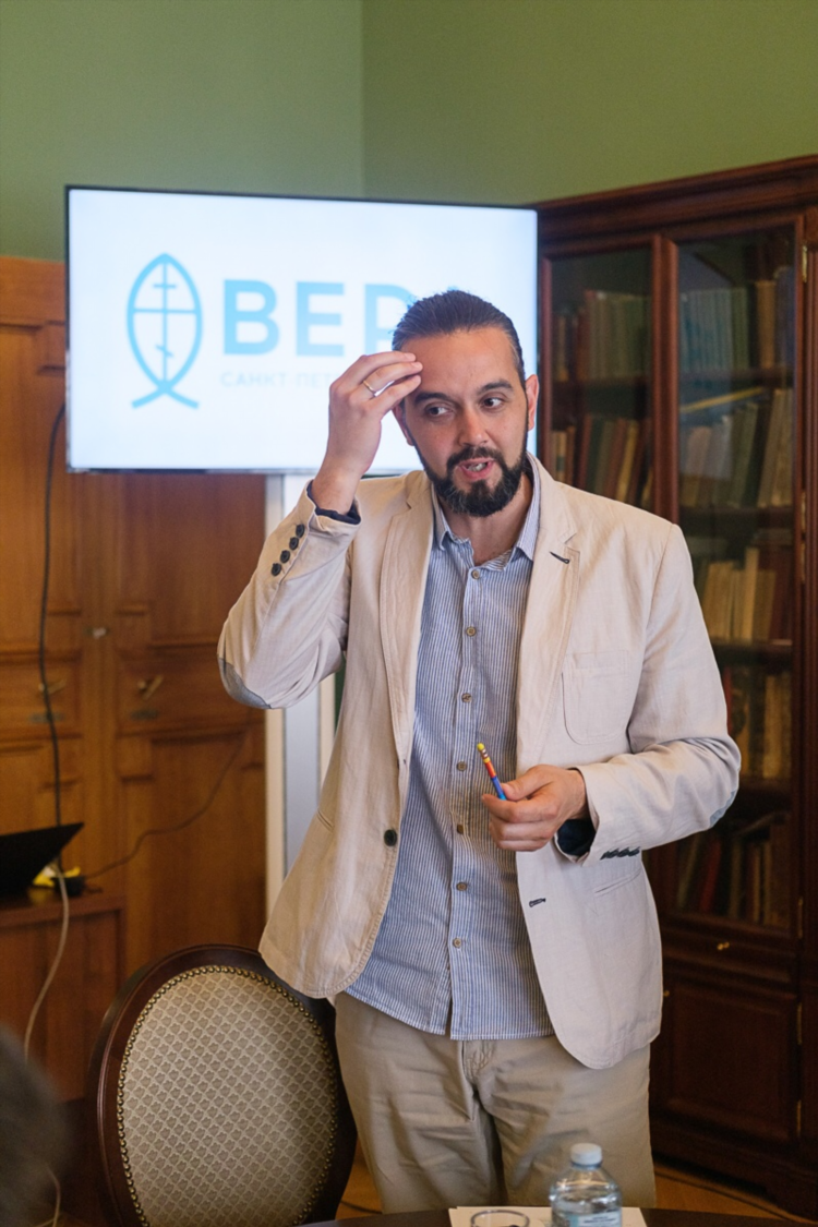 Евангелие дня на сегодня слушать радио вера онлайн