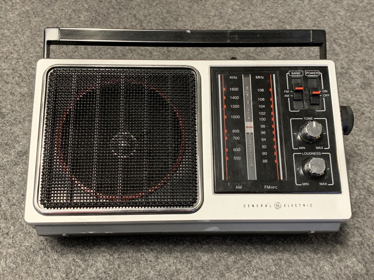 Радио 102 7