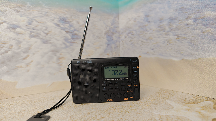 Слушать радио 102.2